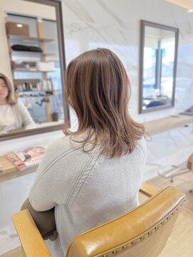 ラポールヘアー(rapport hair) くびれミディアム*