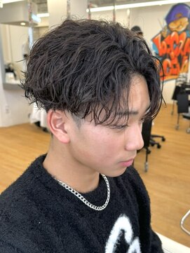 ビカム 名駅(become) 【フェザーパーマ】フェザーショート　名古屋　センターパート