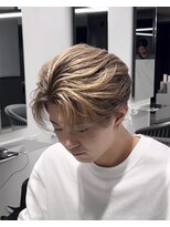 ステラ(STELLA) メンズ/バレイヤージュ/センターパート/ブリーチ&ダブルカラー