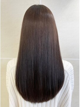 クララ ミヤコジマ(CLALA Miyakojima) 白髪ぼかし/髪質改善/縮毛矯正/小顔カットレイヤーカット