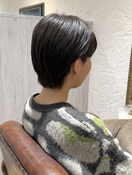 カモン(CAMON) センター分けハンサムショート/ハンサムショート/女性ショート