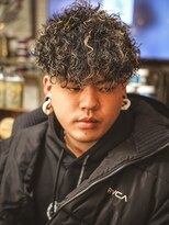 リットインダハウス(LIT INDA HOUSE) 束感メッシュ×ウェーブスペインカール