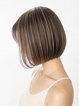 アオゾラヘアーヒカリノモリ(AOZORAHAIR hikarinomori)の写真/＜街中の実力派サロン!光の森に登場＞艶感、透明感抜群のカラーも、白髪のリカバリーカラーもお任せ♪