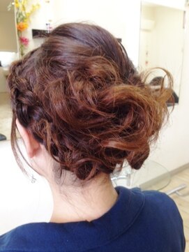 ヴァニラ(Vanilla) サイド編み込みルーズアップ