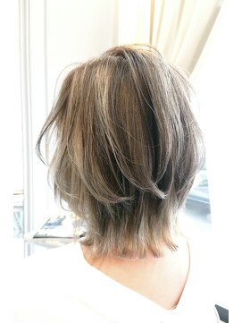 ヘアー デザイン レガリタ(Hair Design LEGALITA) ミディアムレイヤー