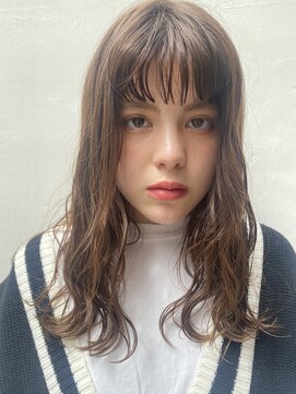 レオニード 表参道(LEONID) 重軽ウェーブ×眉上バング