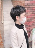 おしゃれパーマ　大人可愛い耳掛けオン眉ショート【近藤】横浜