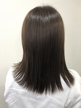 トレヴァーデルチザン 南船場店(TREVOR DE'RTISAN) グラーシュカラー