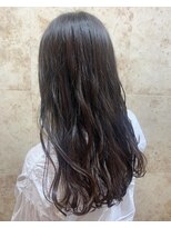 アンフィ 新杉田(Anphi)&nbsp;*. 黒髪ロング .*