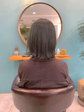 ベラ(Bella) 大人可愛い切りっぱなしボブクールショートボブ20代30代40代