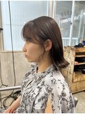 耳掛けも後れ毛スタイル