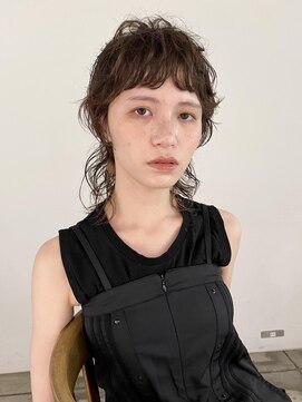 ダンボ(DUMBO) 【 sayaca 】気分を変えるならウルフパーマ！