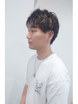 ルッツ(Lutz) ハイライトデザインパーマ