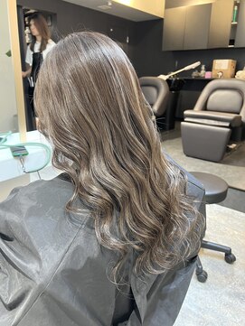 ロエ 恵比寿 代官山(ROE) グレージュマチルダボブインナーグレージュ前髪　髪質改善