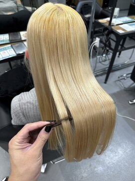 ジェニーバイメノン(JENNIE by Menon) 美髪で美しく　　高濃度水素カラー　髪質改善　ホワイトブロンド