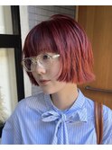 レッドオレンジ、切りっぱなしボブ