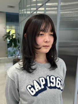 ガリカ 大名(Gallica) 髪質改善カット小顔ミディアムレイヤー暗髪オリーブカラー