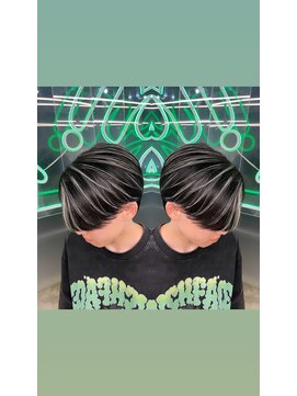 メンズサロン キング 梅田店(Men’s salon K!ng) 波巻きツイストスパイラルパーマ/フェザーパーマ/眉毛/メンズ