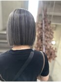 切りっぱなしボブ×細めハイライト
