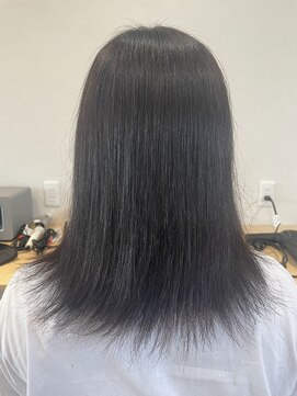 エル(Ele’) ブルーブラック