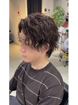 ブルニール 中崎町(BLEUNIR) センターパート ツイストスパイラル ツーブロック