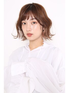 切りっぱなしボブ/ミルクティーベージュ/透明感カラー/レイヤー