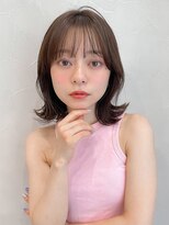 アグノス 青山(Agnos)&nbsp;大人ガーリーダークアッシュミディアムレイヤーカット 小顔