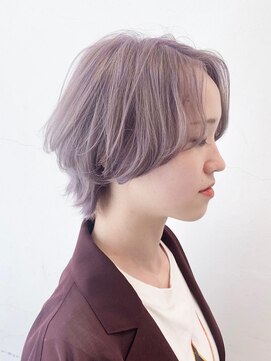ココ 本八幡(KOKO) 黒髪クラゲヘアーオリーブグレー小顔ココアベージュショート