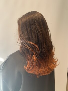 ヘアデザイン ファブロ(hair design FABRO.) 裾カラー×アプリコットオレンジ