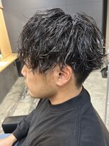 ヒュイル バイ ニアウ(Hwyl by Niau)&nbsp;メンズマッシュパーマツイストスパイラルパーマニュアンスパーマ