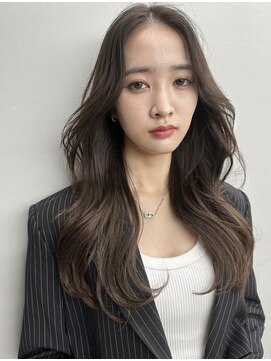 サイン 渋谷(SIGN) ザクザクレイヤーカット巻き方簡単ミディアムロング韓国表参道