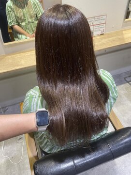 リタ(rita.) まつだて/ベージュ/ブリーチなし/艶髪/イルミナ