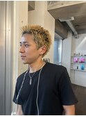 スパイキーショートベリーショートブリーチダブルカラー金髪