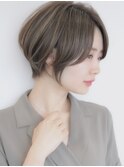 ショートボブ