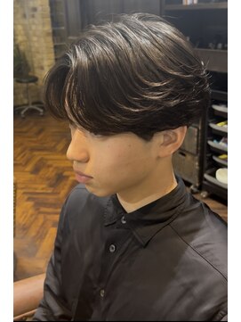 モナン 新宿(Monan) ニュアンスパーマ 毛流れセンターパート