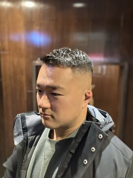 ザバーバーアドレス 代官山(THE BARBER) フェードベリーショート