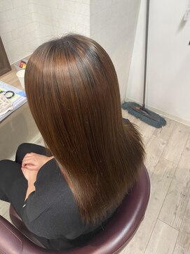 コワファースト長崎シャンプーボーイ 2nd(COIFF1RST 長崎 SHAMPOO BOY) 縮毛矯正