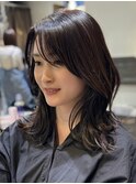 伸ばしかけ前髪にも！大人くびれミディアム