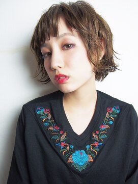 アリシア(arishia) ライトアッシュ×グロッシー