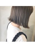 赤み除去!グレージュ×切りっぱなしボブ