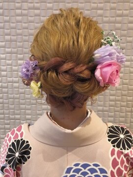 オリーブスバイネオリーブ(Olive's by neolive) 【新宿 neolive】ハイトーンアレンジ