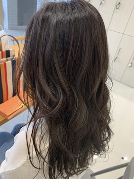 サローネ サンク(SALONE CINQ) ナチュラルハイライト