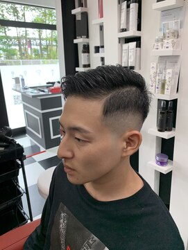 ヘアーズアーク(Hair's ARK) フェードカット