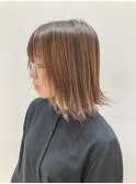 ピンクグレージュのシャドールーツ外ハネボブドライカット