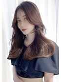 ツヤ髪映える韓国風レイヤーロングヨシンモリ