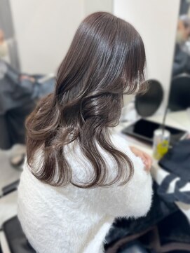 ランテルディ 渋谷(LANTERDIT) 顔周りレイヤーカット　艶カラー　ブラウンカラー　ウェーブ