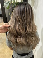 メリー オオサカ(Merly Osaka)&nbsp;王道人気！コントラストベージュバレイヤージュ