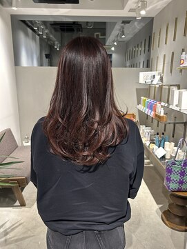 ミリ(milli Produce by ITAKURA) ベリーピンクのロングレイヤー