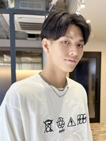 ノブレス ノアール(NOBLESSE NOIR)&nbsp;刈り上げセンターパート/カルマパーマ/ニュアンスパーマ