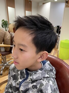 ルシードスタイルビーシャイン(LUCIDO STYLE B SHINE) 豊橋ビーシャイン★キッズカット